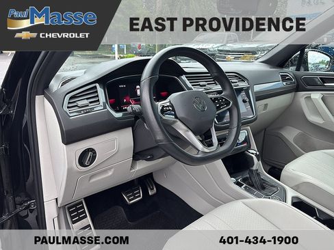 Used 2022 Volkswagen Tiguan SE R-Line AWD/4WD image 11