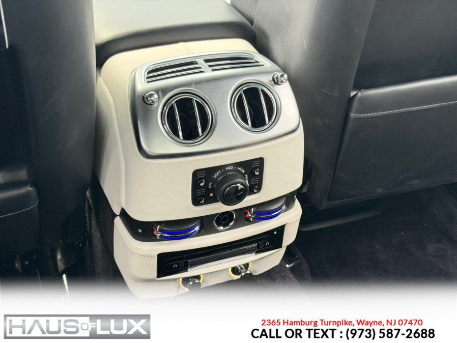 Used 2018 Rolls-Royce Ghost RWD image 34