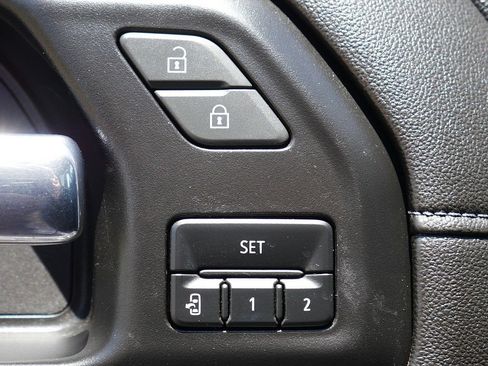 Used 2022 Chevrolet Silverado 3500 LTZ AWD/4WD image 25