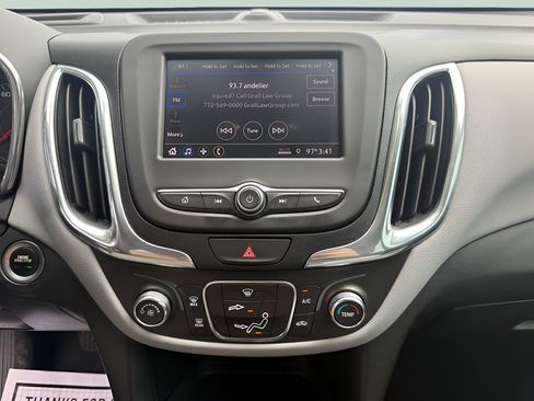 Used 2020 Chevrolet Equinox LS w/ LPO, Cargo Package FWD image 19