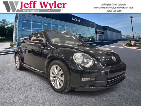 Used 2014 Volkswagen Beetle TDI image 1