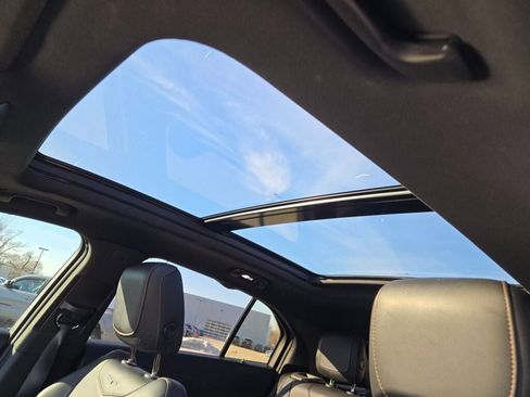 Used 2020 Cadillac XT4 Sport w/ Cold Weather Package image 28