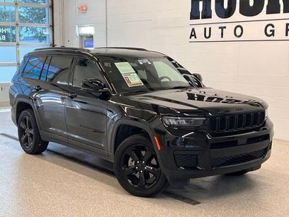 Used 2025 Jeep Grand Cherokee L Altitude