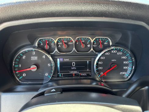 Used 2018 Chevrolet Silverado 2500 LT AWD/4WD image 16