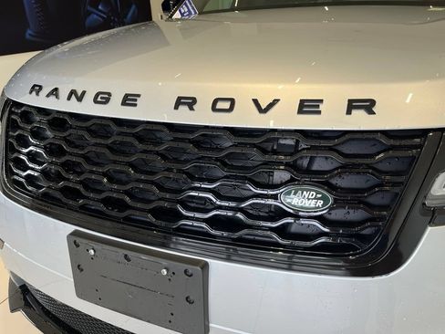 Used 2023 Land Rover Range Rover Velar R-Dynamic S AWD/4WD image 15