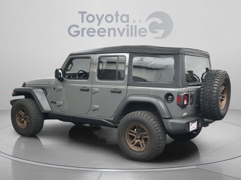 Used 2022 Jeep Wrangler Unlimited Sport AWD/4WD image 7