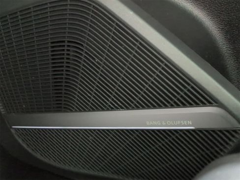 Used 2019 Audi SQ5 Premium Plus w/ Premium Plus Package image 33