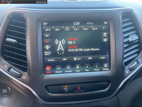 Used 2020 Jeep Cherokee Trailhawk w/ Comfort & Convenience Group image 27