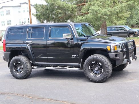 Used 2006 HUMMER H3 AWD/4WD image 2