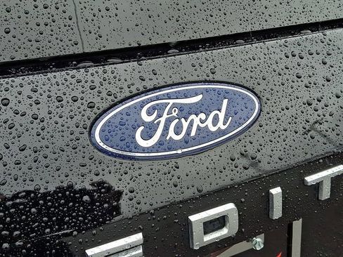 Used 2025 Ford Expedition Active image 23