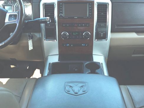 Used 2011 RAM 2500 Laramie RWD image 19