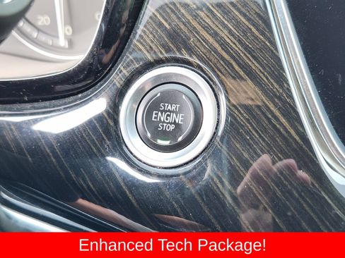 Used 2020 Cadillac XT6 Premium Luxury AWD/4WD image 31