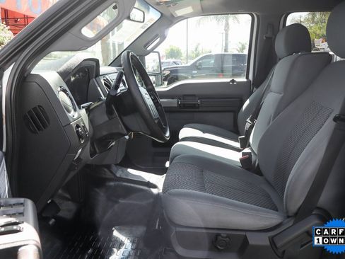 Used 2016 Ford F550 4x4 Crew Cab Super Duty image 16