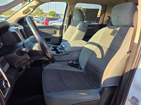 Used 2017 RAM 1500 Big Horn AWD/4WD image 15