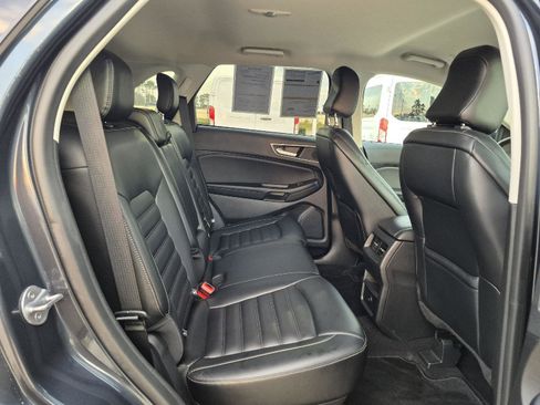 Certified 2024 Ford Edge SEL image 21