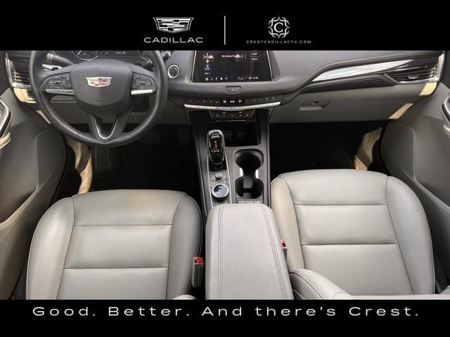 Used 2022 Cadillac XT4 Luxury w/ Cold Weather Package AWD/4WD image 12