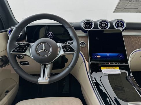New 2026 Mercedes-Benz GLC 300 GLC 300 image 25