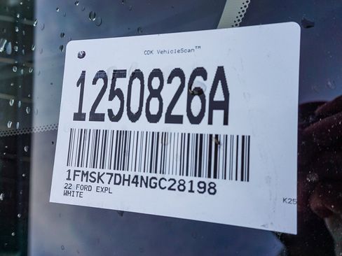 Certified 2022 Ford Explorer XLT image 27