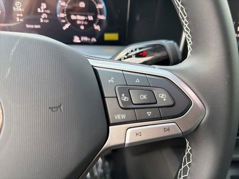 New 2026 Volkswagen Tiguan SE image 21