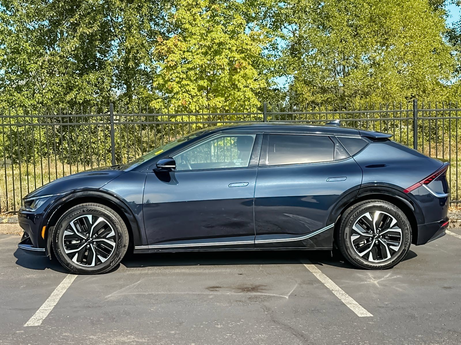Used 2023 Kia EV6 Wind AWD/4WD image 6