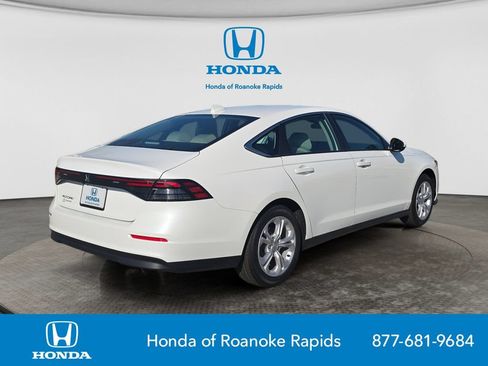 New 2026 Honda Accord LX image 5