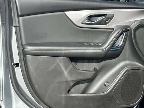 Used 2024 Chevrolet Blazer LT w/ Convenience Package image 11