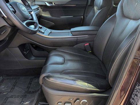 Used 2024 Hyundai Palisade Calligraphy image 16