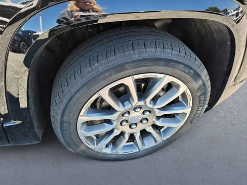 Used 2023 GMC Acadia Denali w/ LPO, Floor Liner Package FWD image 9