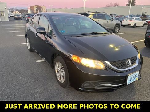 Used 2013 Honda Civic LX image 2