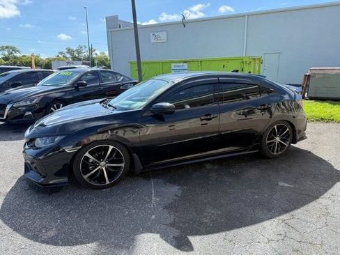 Used 2020 Honda Civic Sport image 6