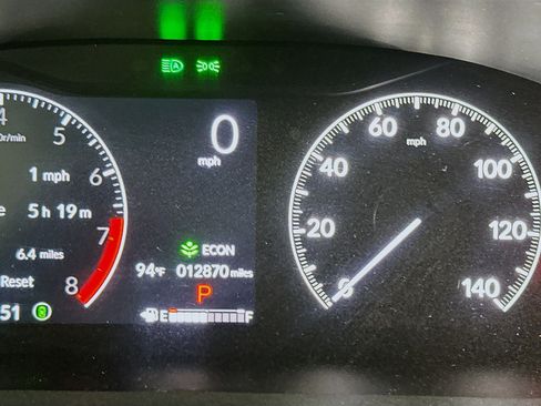 Used 2025 Honda HR-V LX image 18