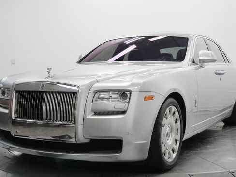 Used 2013 Rolls-Royce Ghost RWD image 47