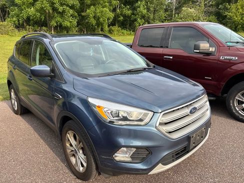 Used 2018 Ford Escape SEL AWD/4WD image 4