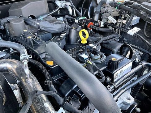 Used 2024 Ford Bronco Black Diamond AWD/4WD image 34