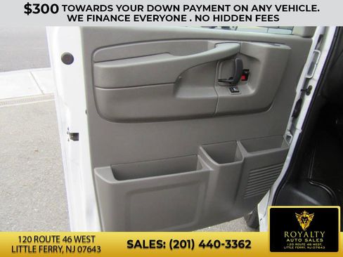 Used 2015 Chevrolet Express 2500 LS image 36