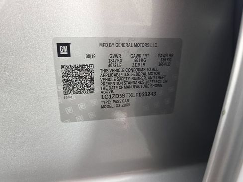 Used 2020 Chevrolet Malibu LT FWD image 37