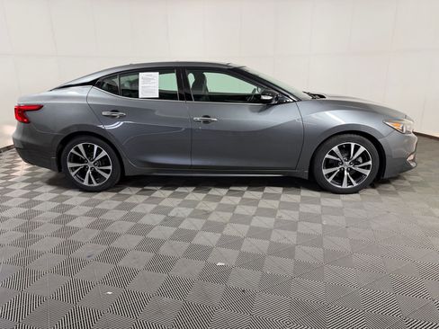 Used 2017 Nissan Maxima 3.5 SL FWD image 8