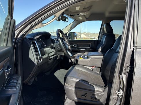 Used 2017 RAM 2500 Laramie image 11