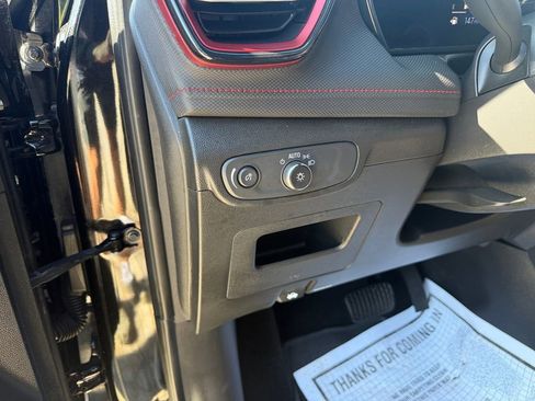 Used 2025 Chevrolet TrailBlazer RS w/ Driver Confidence Package FWD image 19