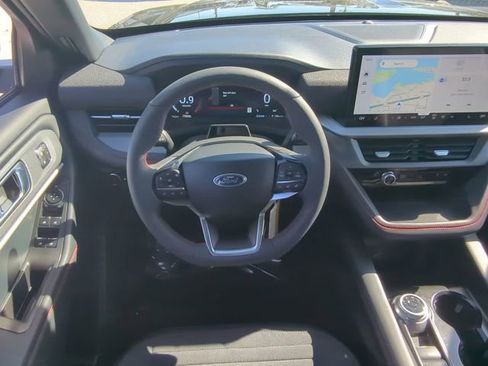 New 2026 Ford Explorer ST-Line w/ ST-Line Street Pack image 17