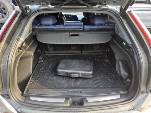 Used 2025 Cadillac Optiq Luxury 2 w/ LPO, Floor Liner Package AWD/4WD image 10
