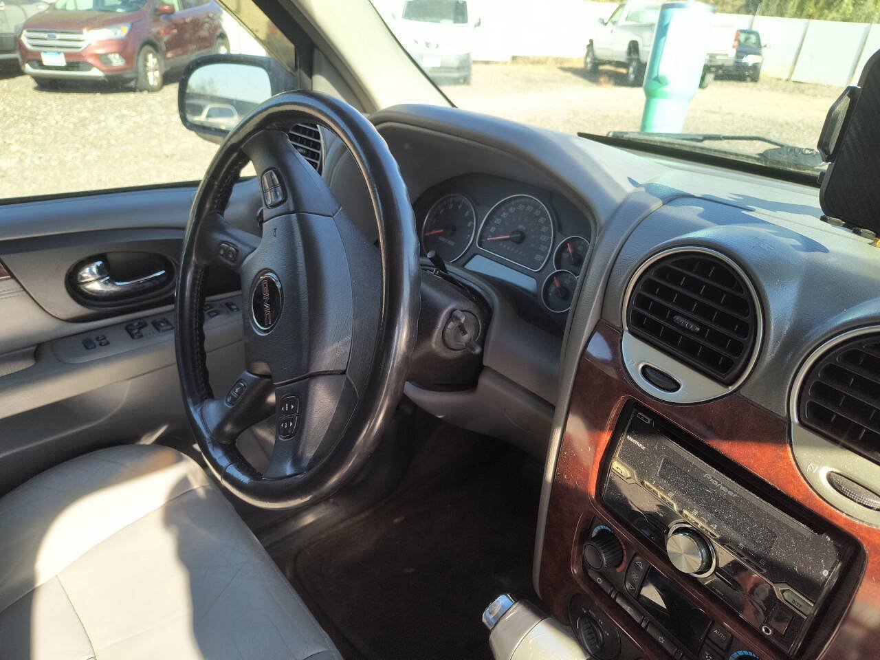 Used 2006 GMC Envoy SLT AWD/4WD image 32