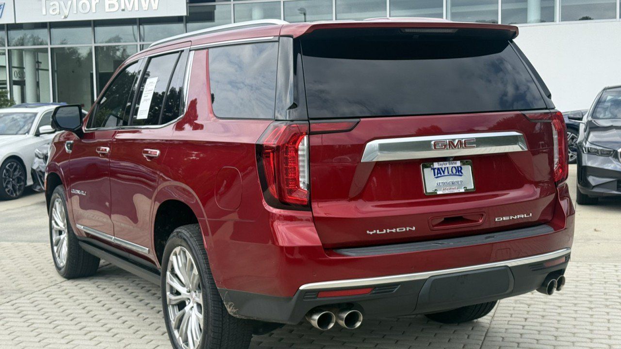 Used 2022 GMC Yukon Denali RWD image 4