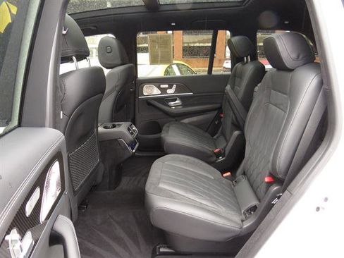 Used 2023 Mercedes-Benz GLS 63 AMG 4MATIC image 24