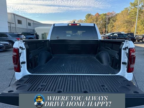 Used 2024 RAM 1500 Laramie AWD/4WD image 27