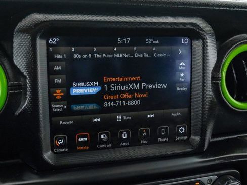 Used 2021 Jeep Gladiator Overland w/ Uconnect 4C Nav & Sound Group image 24