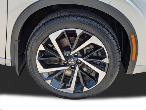 Used 2024 Mitsubishi Outlander SEL image 11