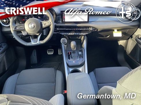 New 2025 Alfa Romeo Tonale image 40