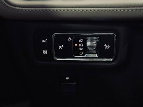 Used 2022 Lincoln Nautilus Reserve w/ Equipment Group 201A image 32