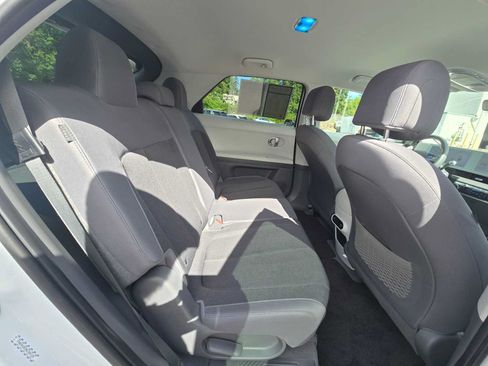 Used 2024 Hyundai Ioniq 5 SEL RWD image 12